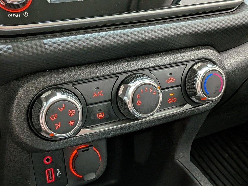 Nissan Kicks 2024 Noir Val-David - photo #22