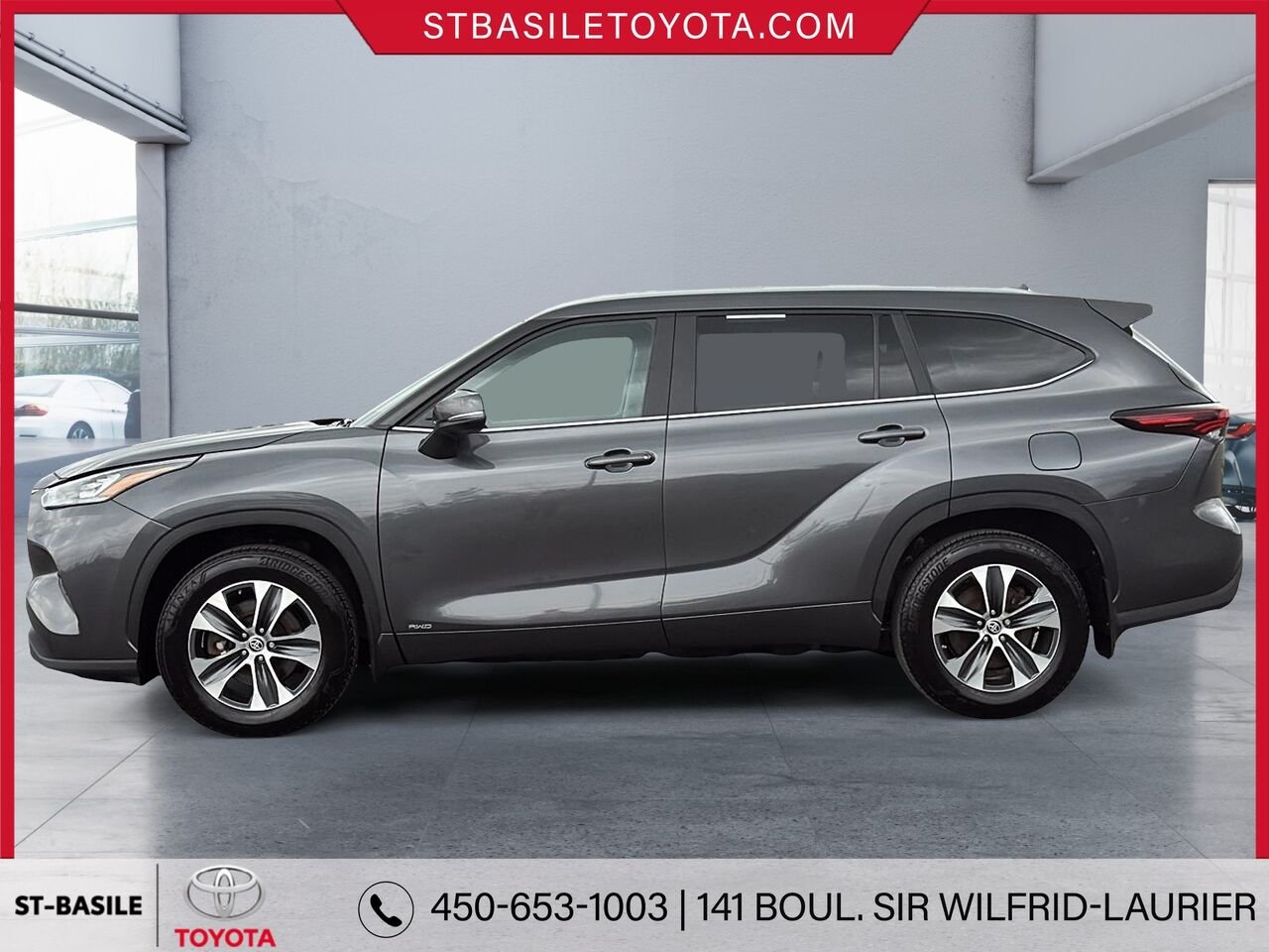 2024 TOYOTA Highlander Hybrid Grey Saint-Basile-le-Grand - photo #7
