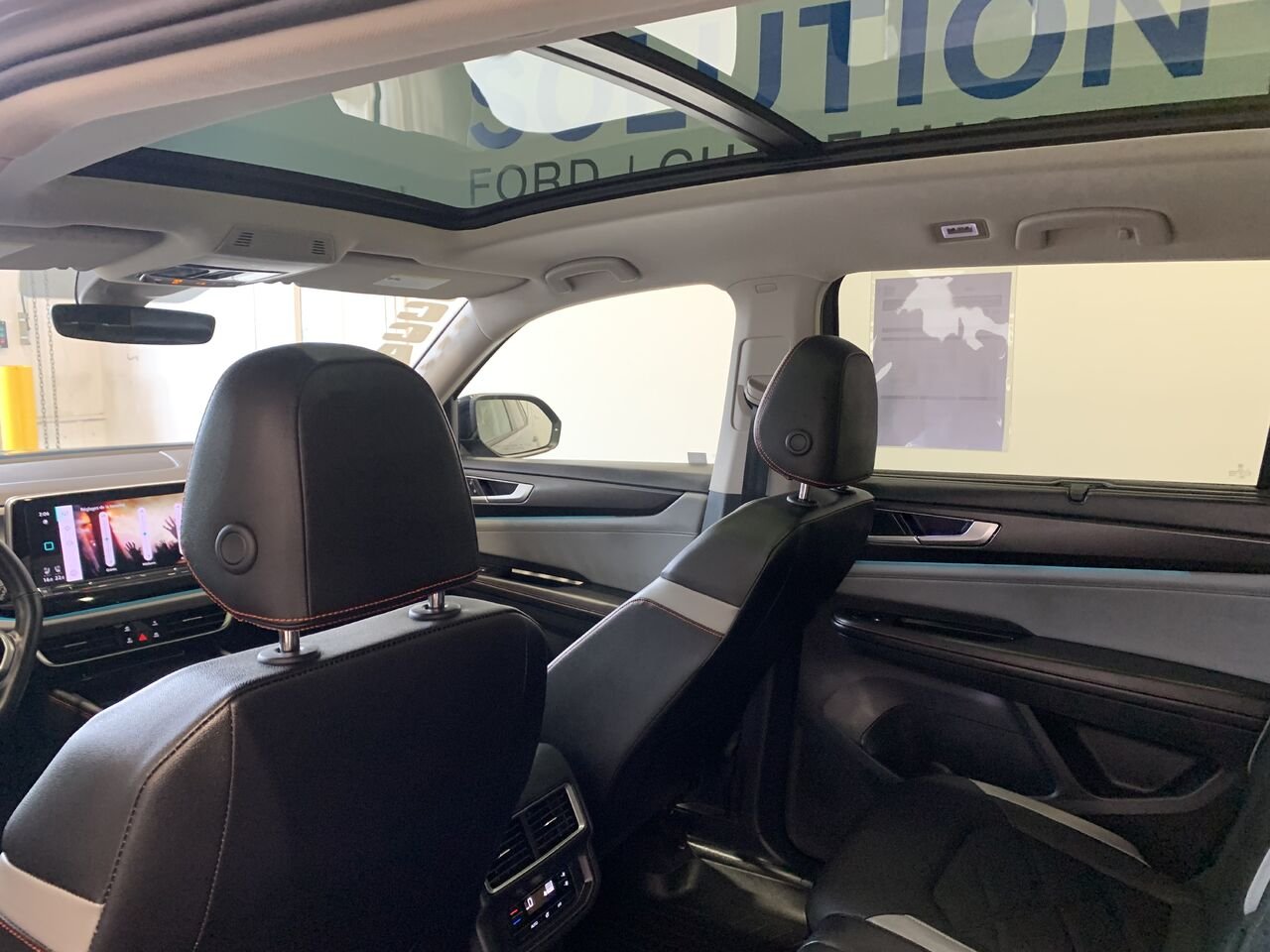 Volkswagen Atlas PEAK EDITION REMORQUAGE 5000LBS+CUIR+TOIT PANO 2025 Gris Châteauguay - photo #28