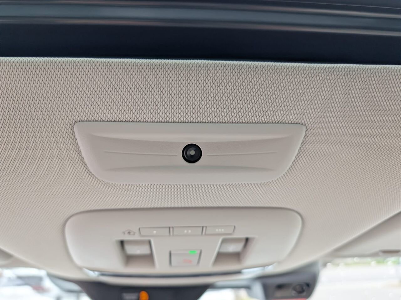 NISSAN Armada ARMADA PLATINE R SERVE SI GES CAPITAINE 2026 Blanc Everest nacré triple couche Châteauguay - photo #32