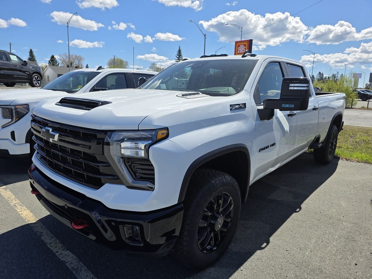 Chevrolet Silverado 2500HD LT 2026 Blanc sommet Rouyn-Noranda - photo #0