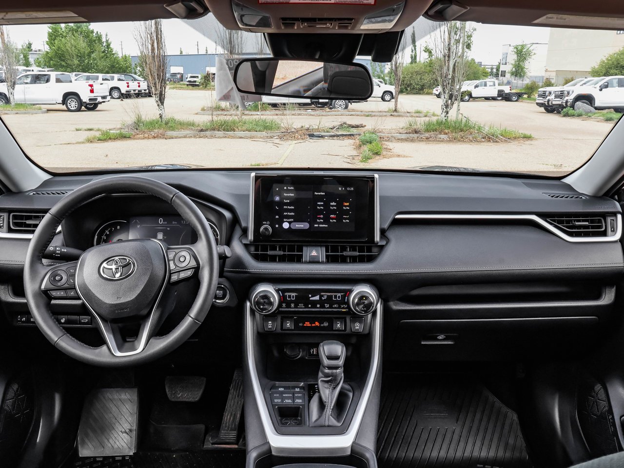 2024 Toyota RAV4 XLE AWD Blue Sherwood Park - photo #16