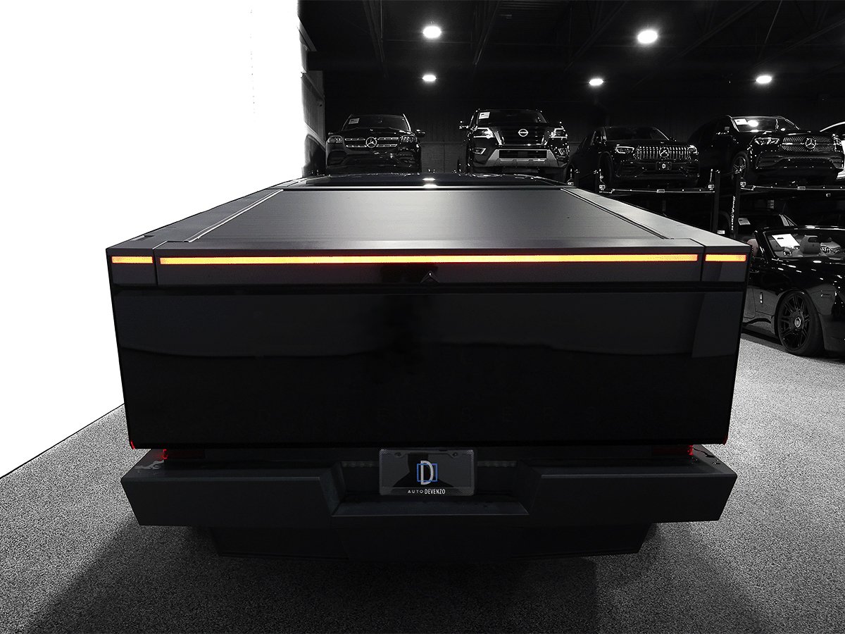 Tesla Cybertruck 2024 Argent Saint-Eustache - photo #7
