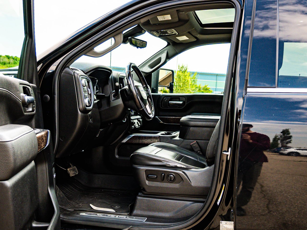 2021 GMC Sierra 2500HD 4WD Crew Cab 159 Denali Black Sherwood Park - photo #16
