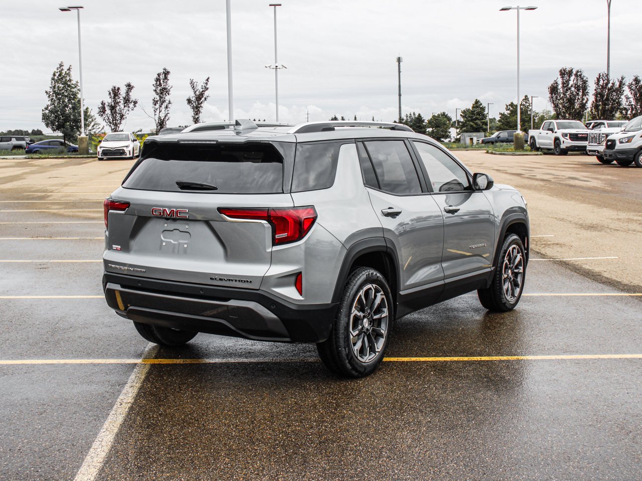 2025 GMC Terrain AWD 4dr Elevation Grey Sherwood Park - photo #8