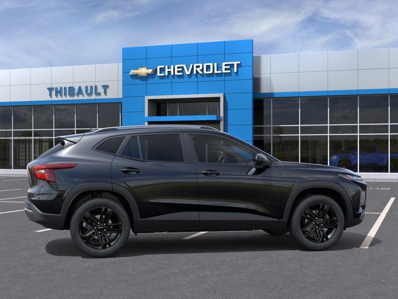 CHEVROLET Trax ACTIV 4 portes TA 2026 NOIR MOSAIQUE METALLISE Sherbrooke - photo #4