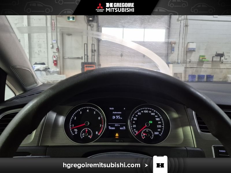 Volkswagen Golf MA4385 | Trendline * Mags * Caméra * Siege Chauffant 2017 Noir Laval - photo #19