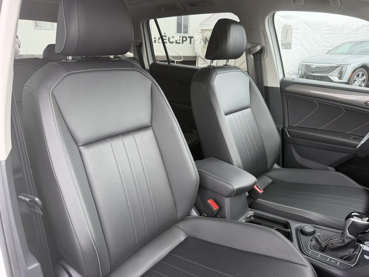 2024 Volkswagen Tiguan Comfortline 4MOTION White Laval - photo #19