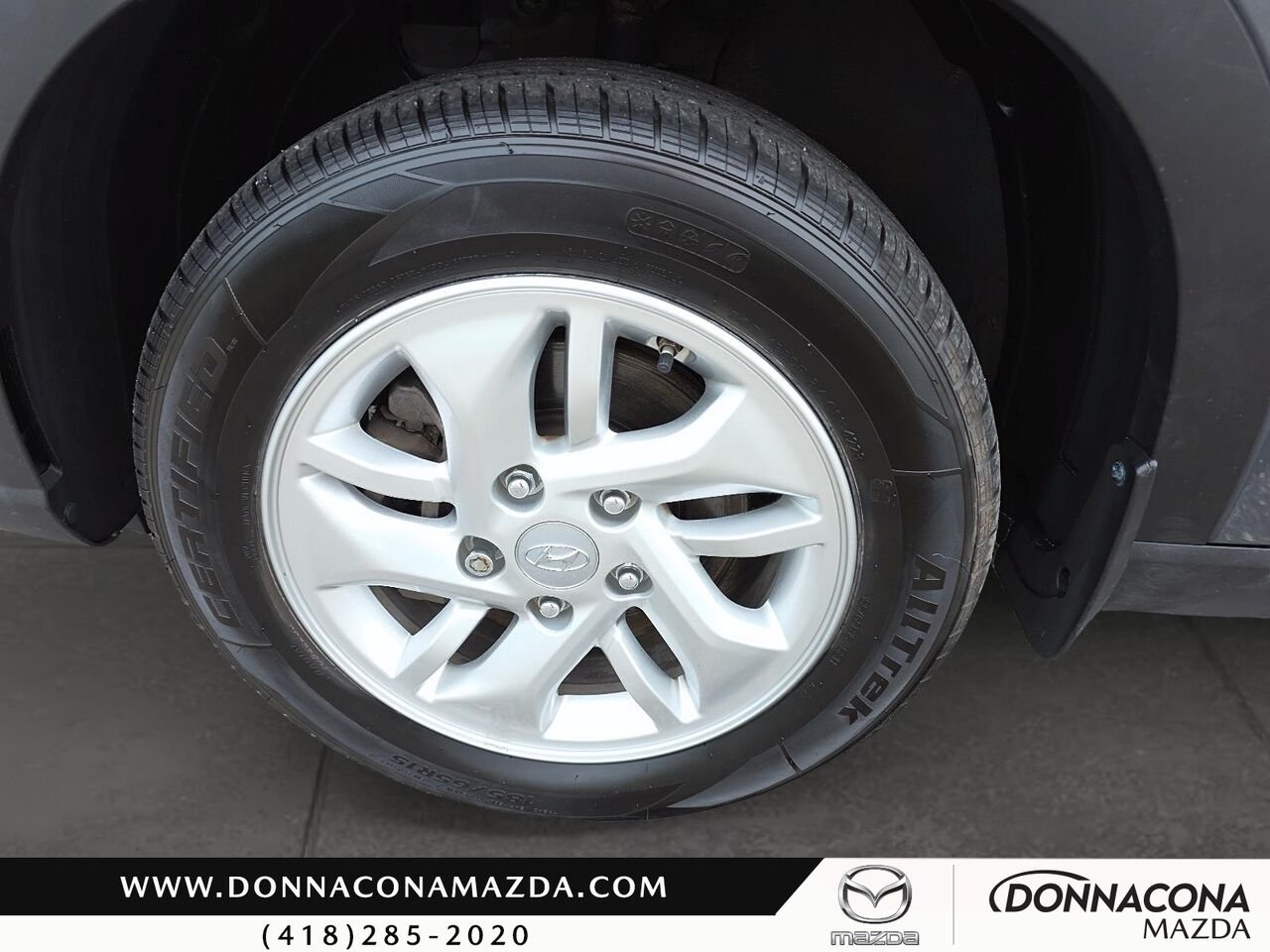 Hyundai Venue 2023 Gris Donnacona - photo #8