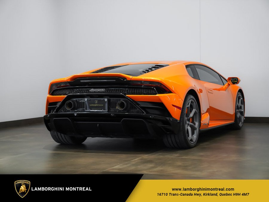 2022 Lamborghini Huracan Evo 2022 Orange