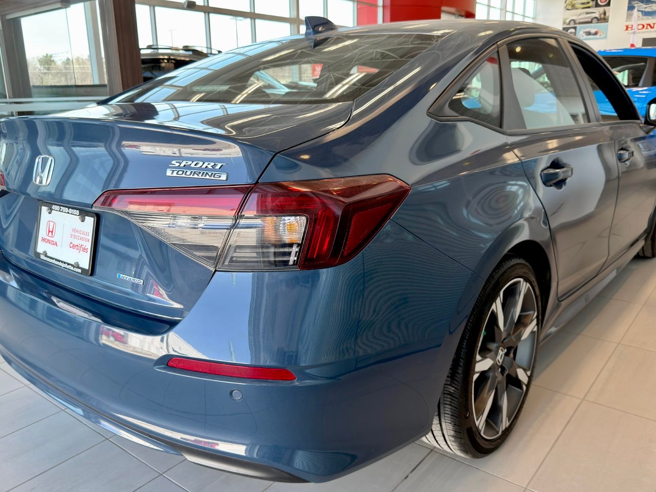 Honda Civic Sedan Hybrid 2025 Bleu Notre-Dame-des-Prairies - photo #11
