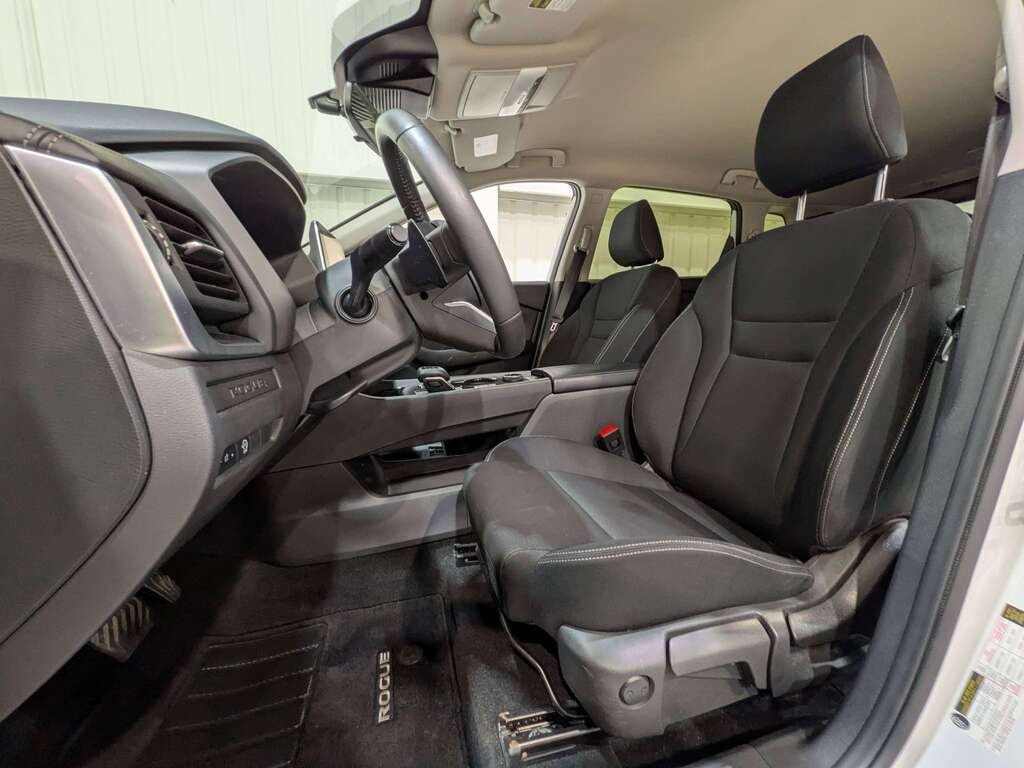 Nissan Rogue AWD S 2024 Blanc Val-David - photo #1