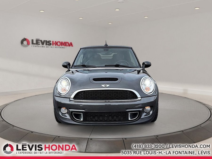 2011 MINI Cooper S décapotable 2011 Green