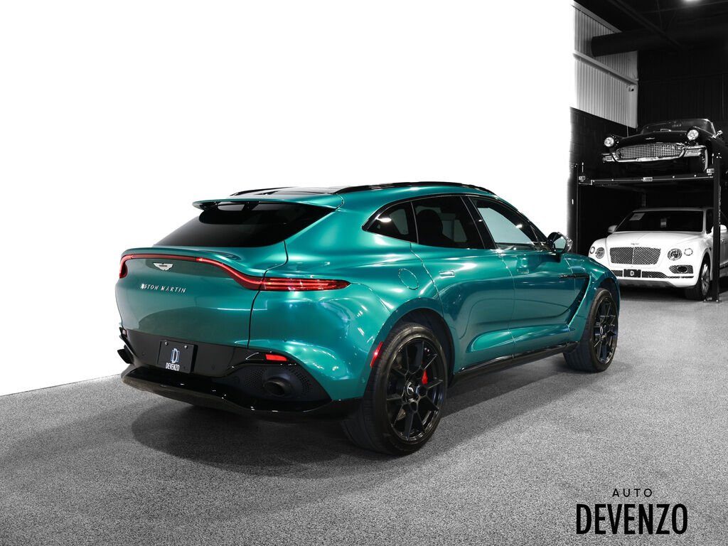 Aston Martin DBX 2022 Gris Saint-Eustache - photo #3