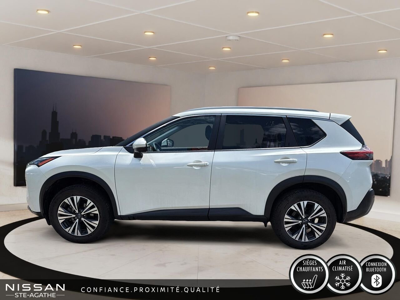 2023 Nissan Rogue SV TI avec ensemble toit ouvrant White Saint-Jérôme - photo #4