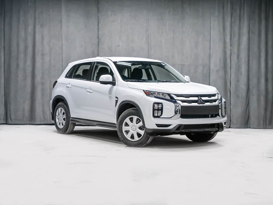 2026 Mitsubishi RVR ES White Diamond