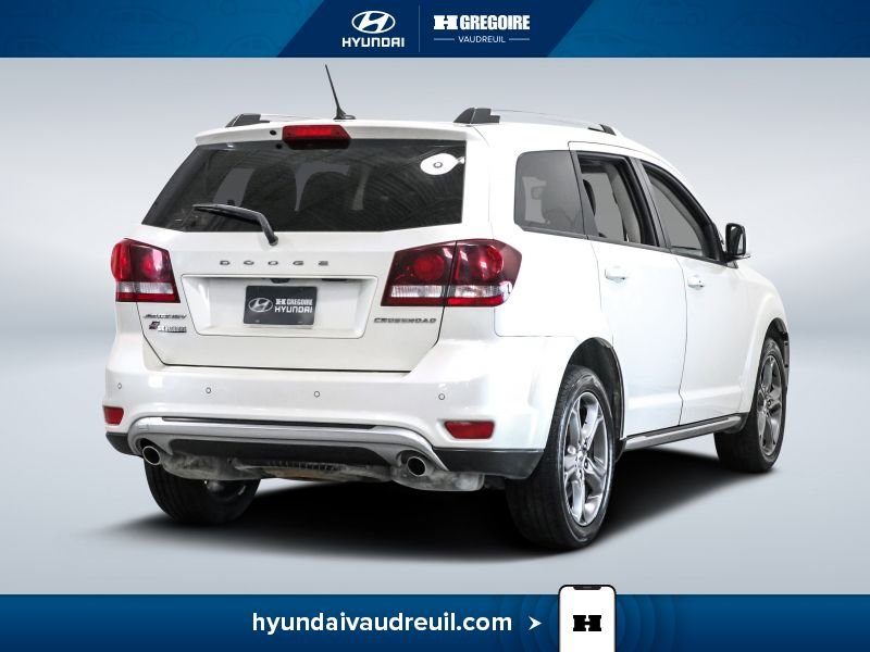 2018 Dodge Journey White Laval - photo #10