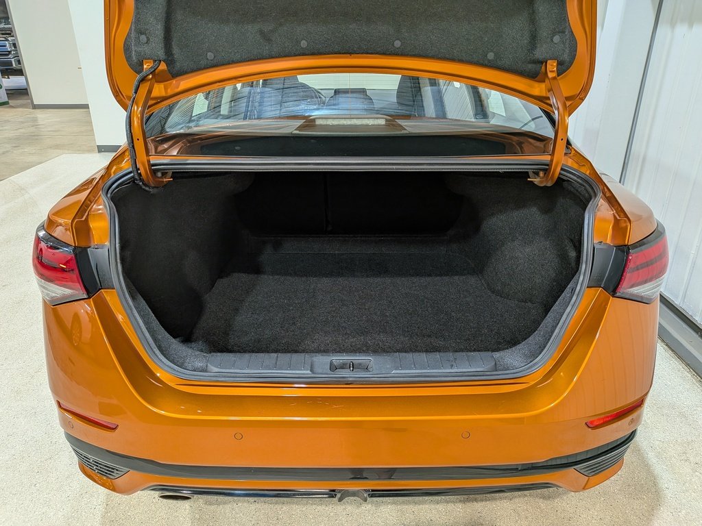 Nissan Sentra SR Manual 2024 Orange Val-David - photo #8