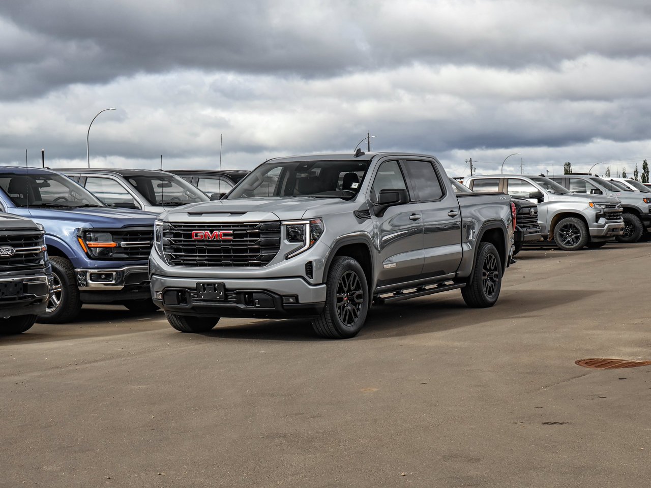 2024 GMC Sierra 1500 4WD Crew Cab 147 Elevation Grey Sherwood Park - photo #3