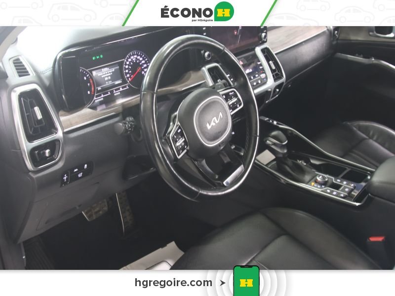 2022 Kia Sorento White Laval - photo #18