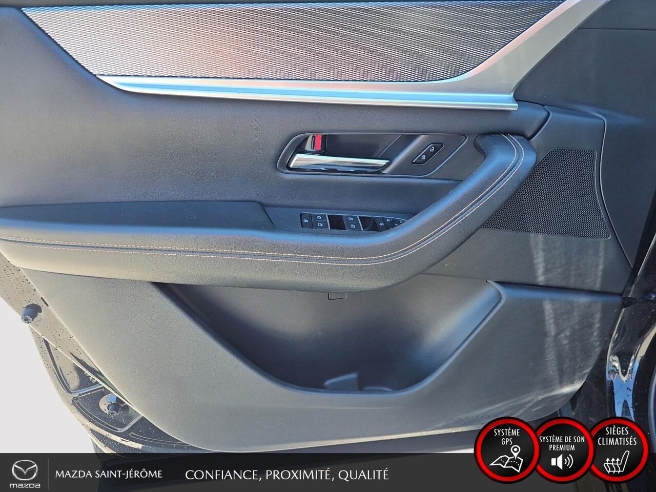 2024 Mazda CX-90 hybride rechargeable GT | TOIT OUVRANT | CUIR | AWD | Black Saint-Jérôme - photo #12