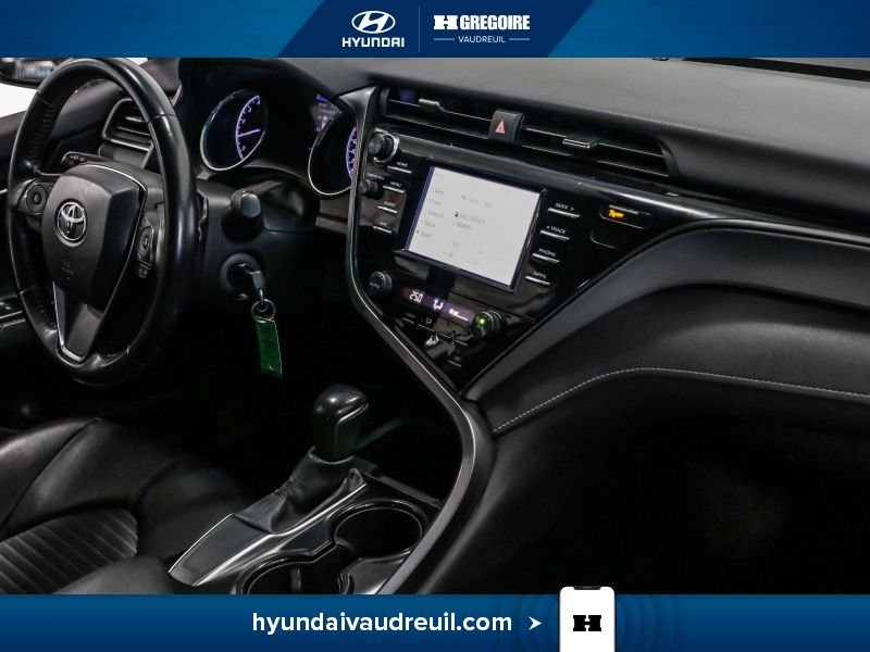 2020 Toyota Camry White Blainville - photo #30