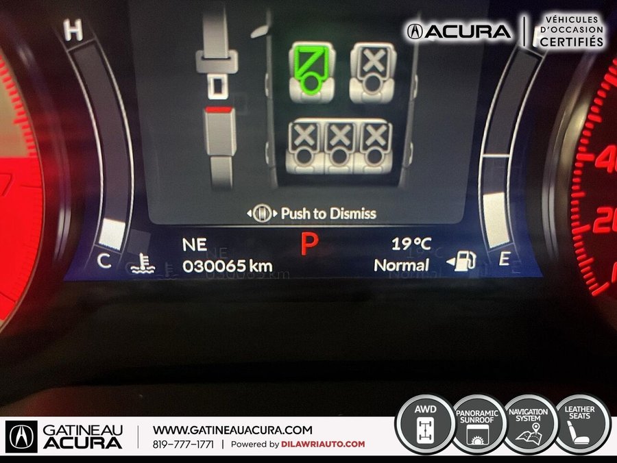 Acura RDX *** UN PROPRIO + CLEAN CARFAX + BAS KILOMÉTRAGE*** 2023 Argent