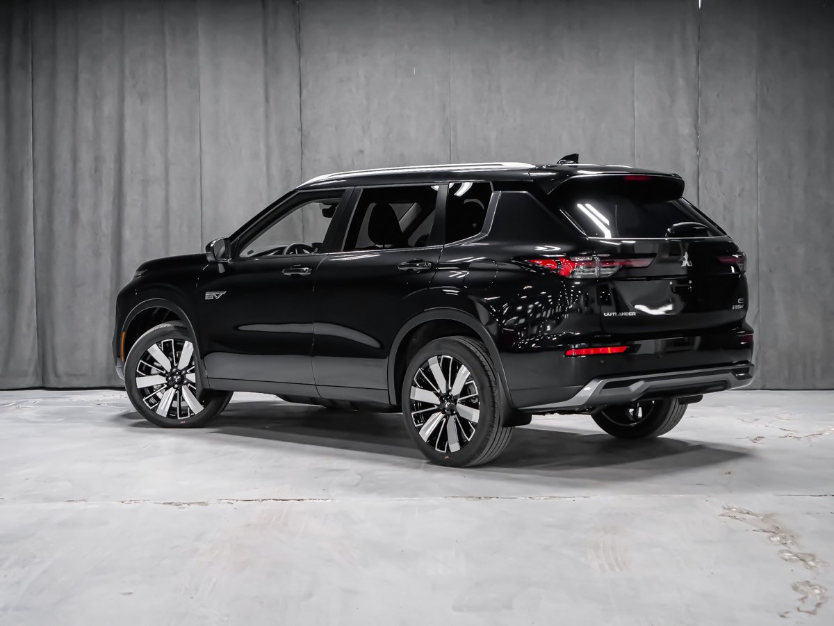 2026 Mitsubishi Outlander Plug-In Hybrid GT Black Diamond Premium Finish Montreal - photo #3