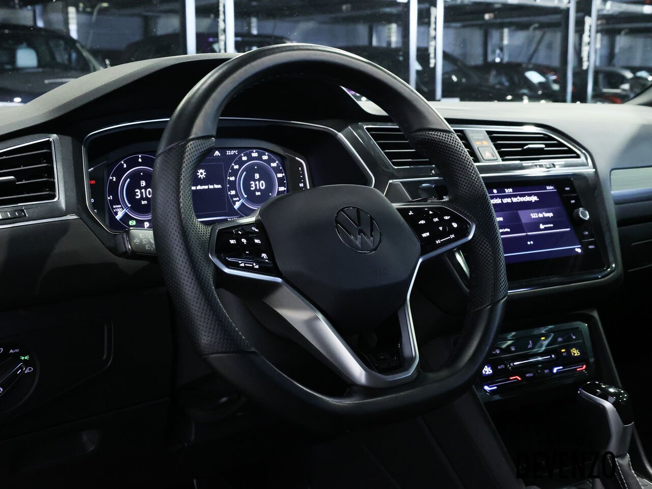 2023 Volkswagen Tiguan Silver Saint-Eustache - photo #15