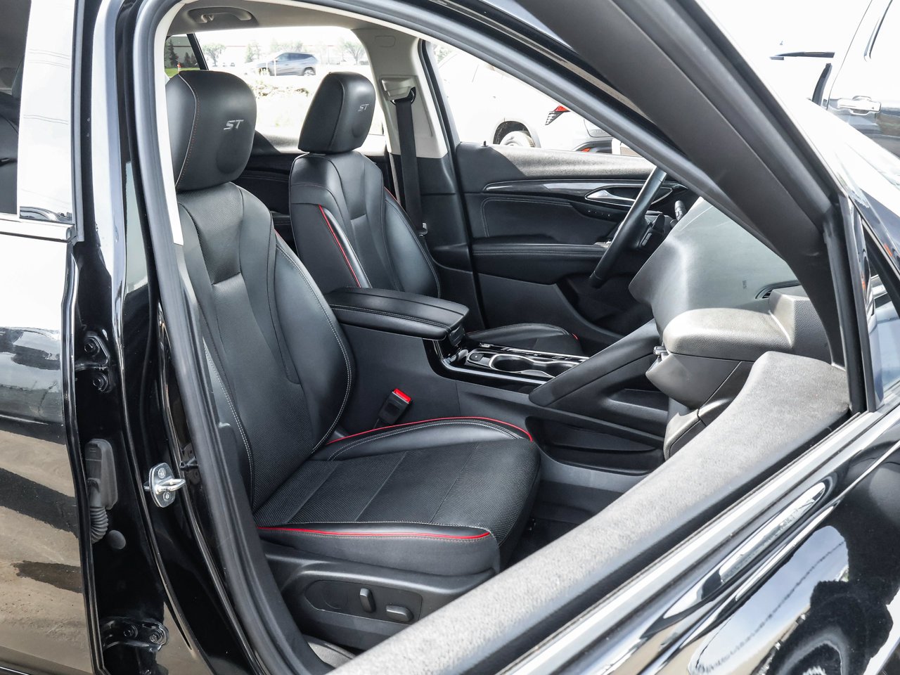 2022 Buick Envision AWD 4dr Essence Black Sherwood Park - photo #14