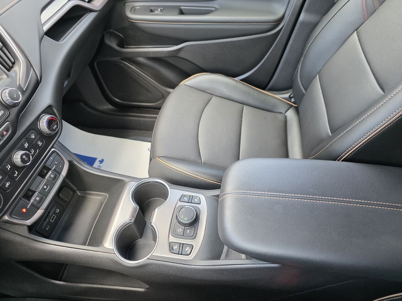 2024 GMC Terrain AT4 Red Rouyn-Noranda - photo #18