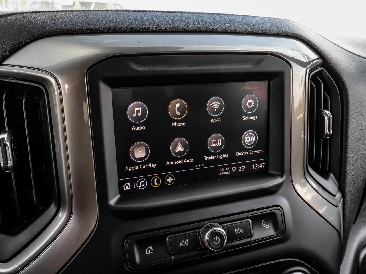 2024 Chevrolet Silverado 1500 4WD Crew Cab 147 Custom Grey Sherwood Park - photo #25