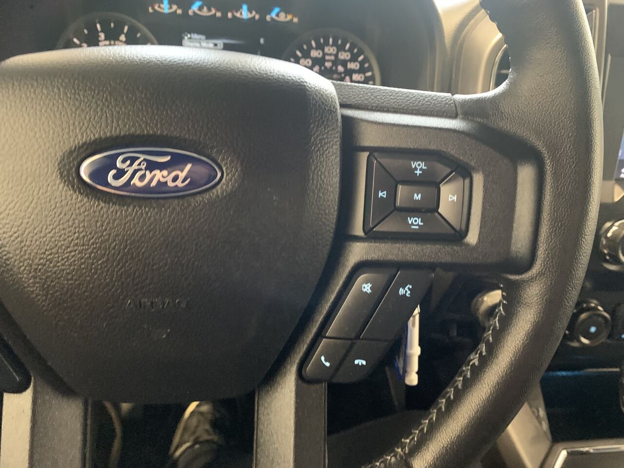 2019 Ford F-150 F-150 SUPERCREW XLT SPORT Black Châteauguay - photo #35