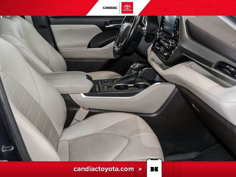 Toyota Highlander 2022 Bleu Blainville - photo #19