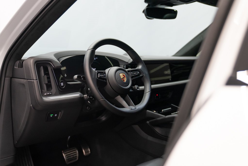 2024 Porsche Cayenne Turbo E-Hybrid Coupe AWD White Kirkland - photo #15
