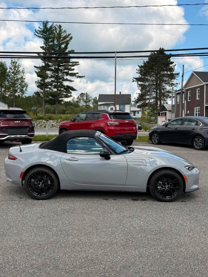 2026 Mazda MX-5 Black Lac Mégantic - photo #6