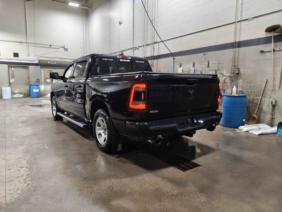 2019 Ram 1500 2019 Black