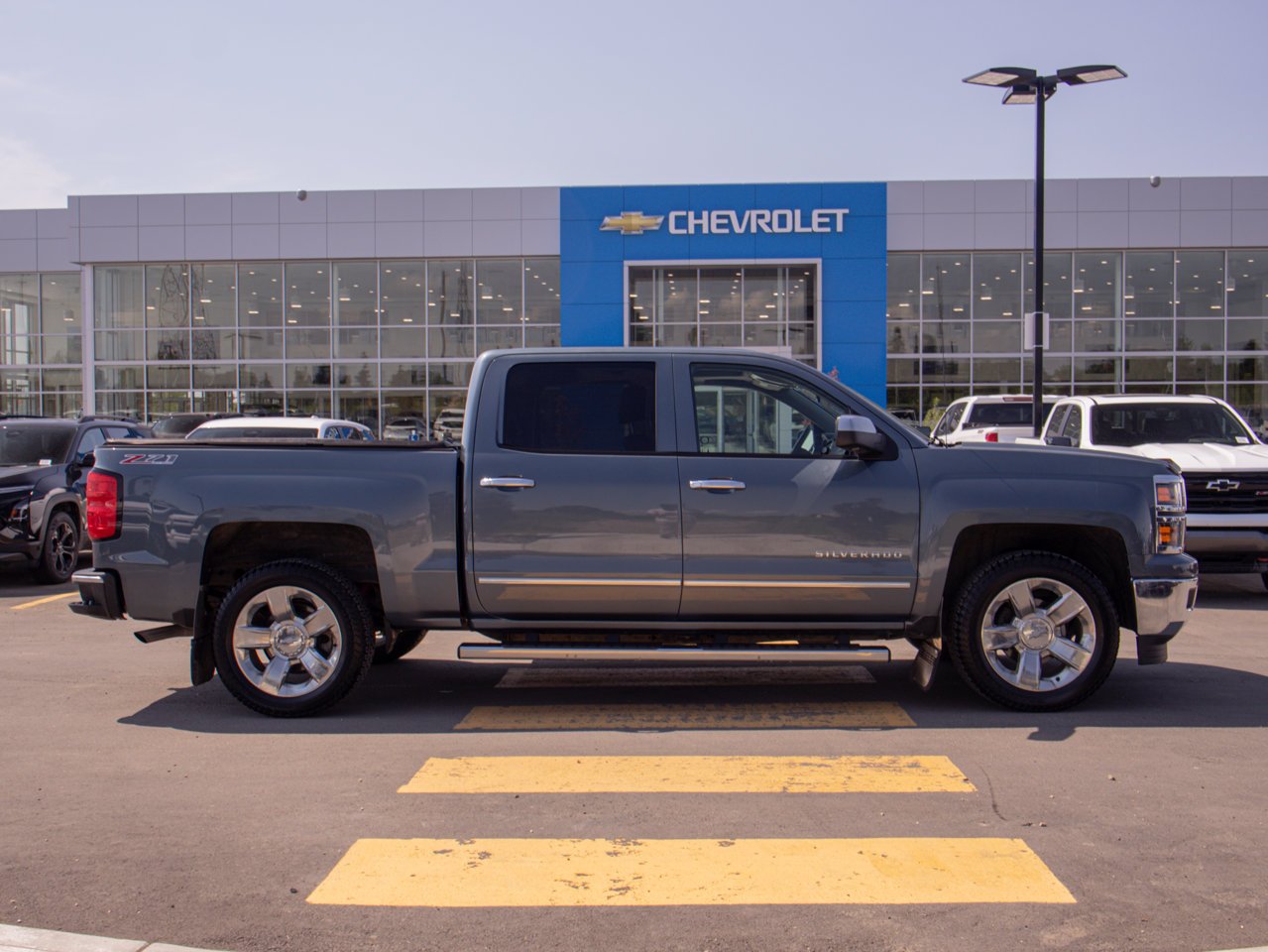 2014 Chevrolet Silverado 1500 4WD Crew Cab Short Box LTZ w/2LZ Blue Sherwood Park - photo #12