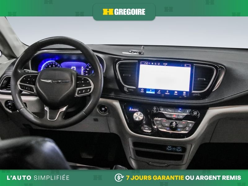 2023 Chrysler Pacifica White Blainville - photo #18