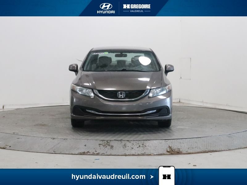 Honda Civic YA888 | LX 4 portes, boîte automatique 2013 Gris Laval - photo #2