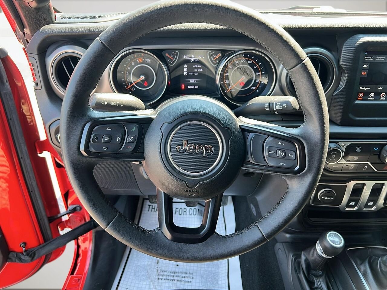 2023 Jeep Wrangler SPORT Red Québec - photo #11