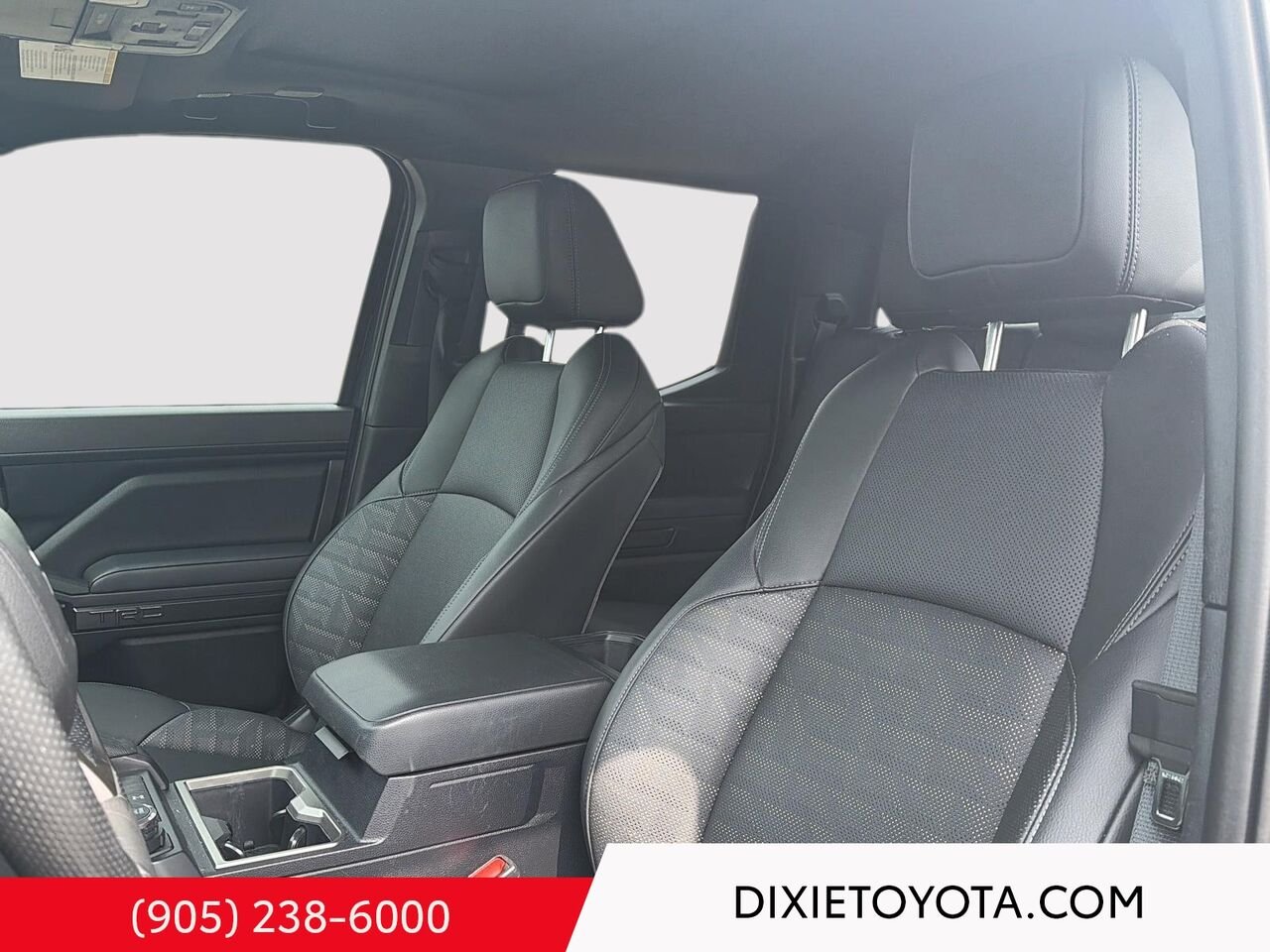 2024 Toyota Tacoma TRD OFFROAD PREMIUM 4WD / HEATED SEATS / LEATHER SURFACE / MOONROOF / ALLOY WHEELS / CARPLAY AND ANDROID AUTO gray Mississauga - photo #8