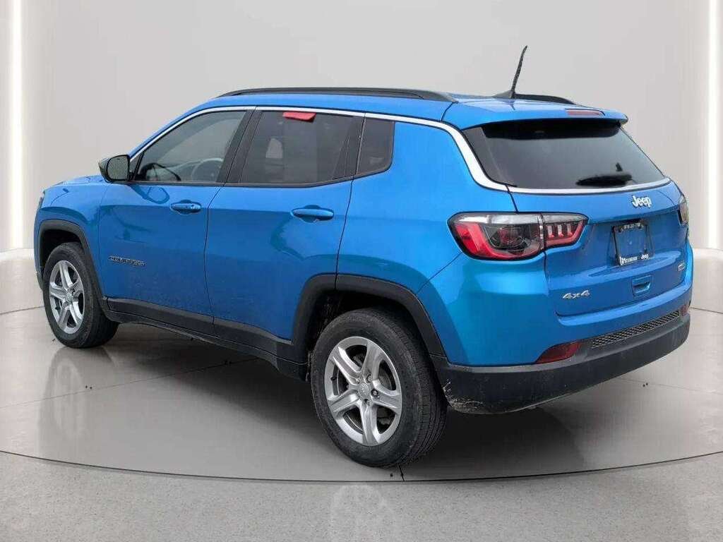 2023 Jeep Compass Blue Gatineau - photo #2