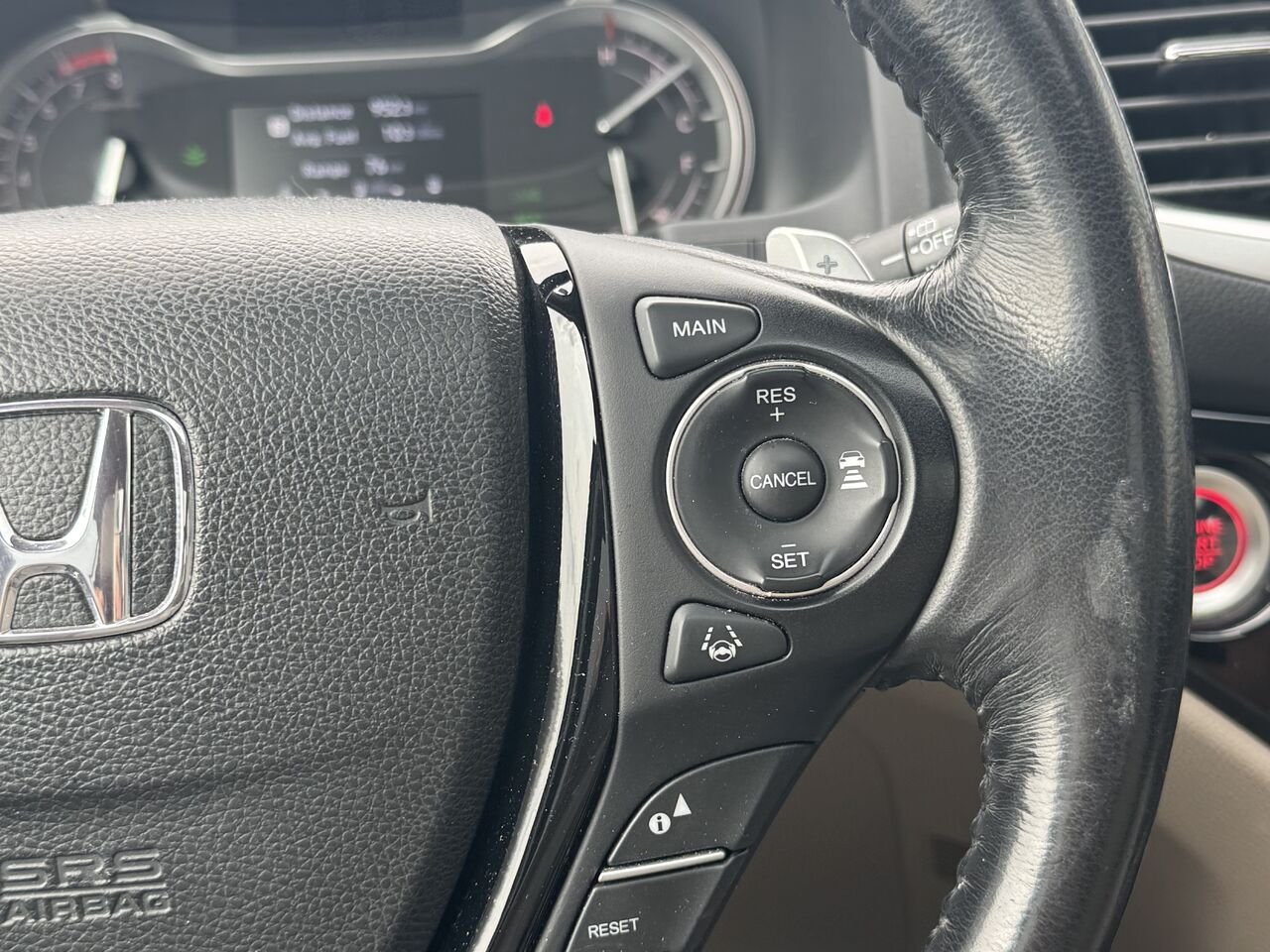 Honda Pilot Touring 2016 Noir Granby - photo #19