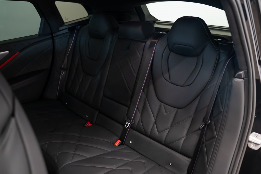 BMW XM 2024 Noir Kirkland - photo #16