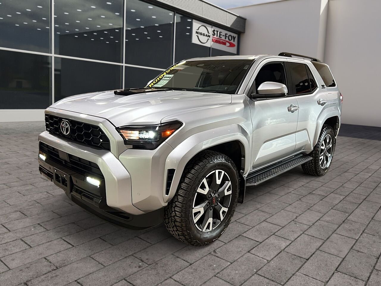 Toyota 4Runner TRD SPORT 2025 Gris Québec - photo #0