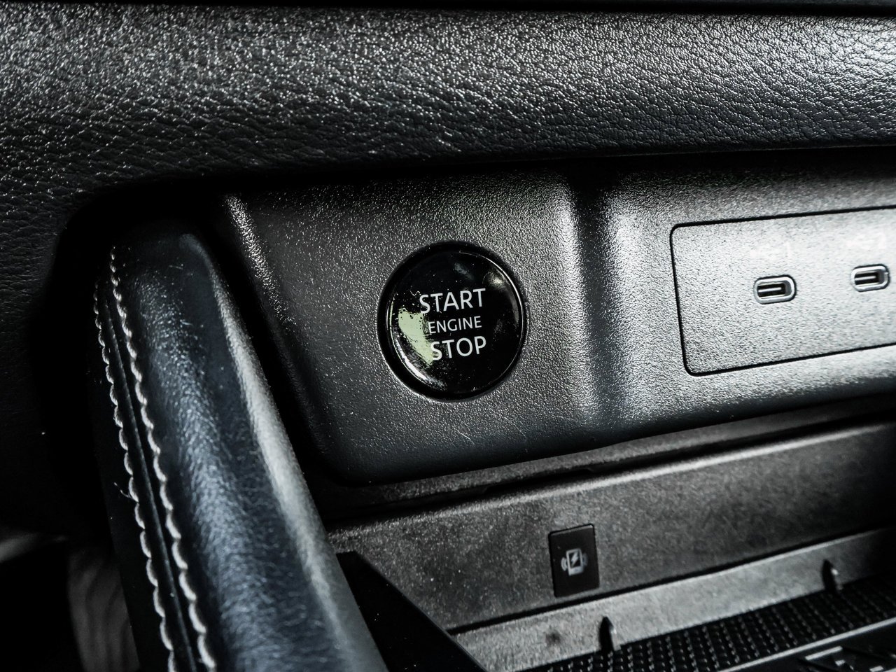 2024 Nissan Rogue AWD Platinum White Sherwood Park - photo #24