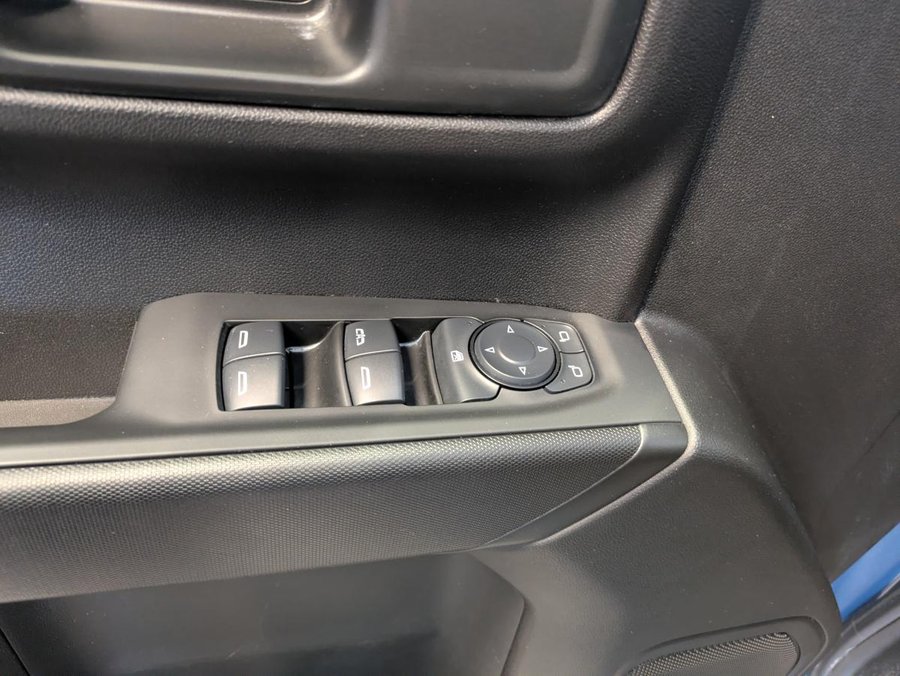 2024 GMC Sierra 1500 4WD Crew Cab 157" Pro Blue