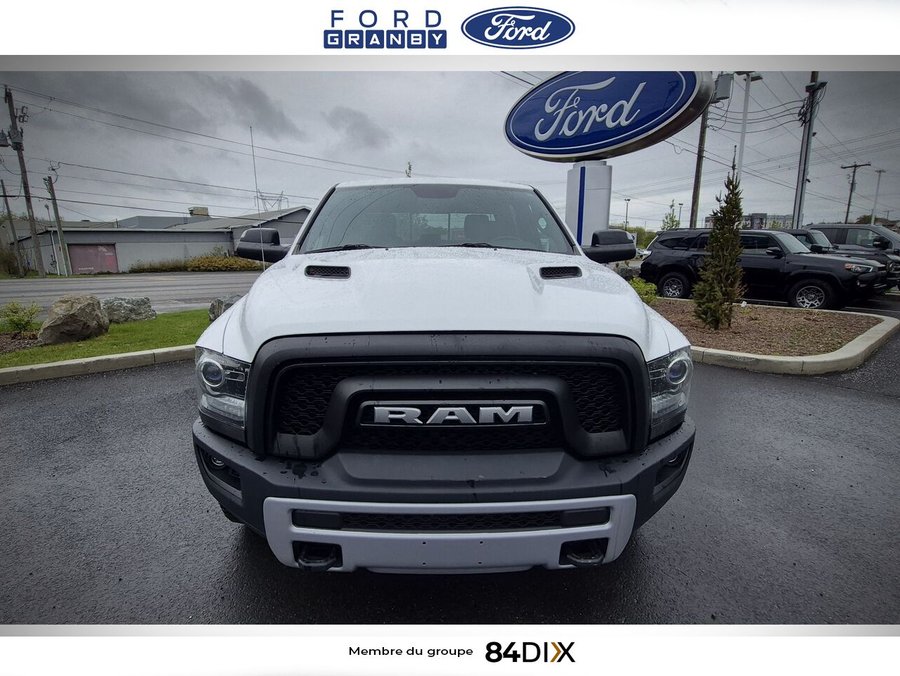 Ram 1500 Rebel cabine d'équipe 4RM 140,5 po 2017 Blanc