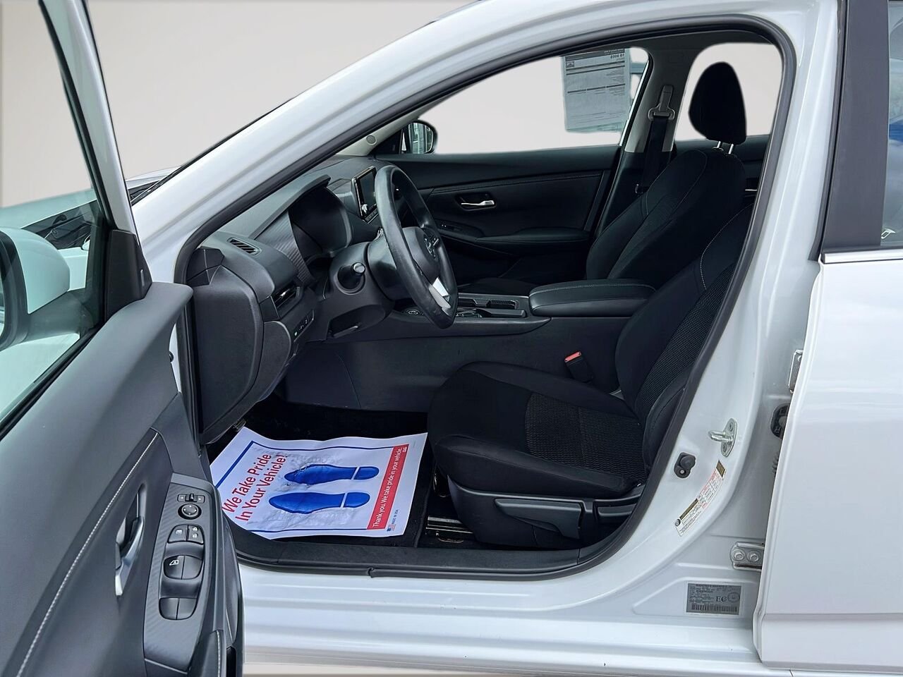 2022 Nissan Sentra S White Québec - photo #8